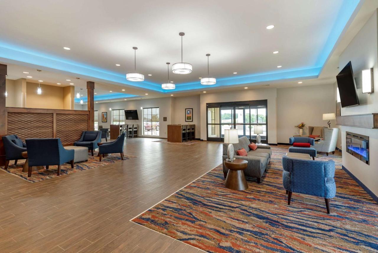 Comfort Suites Dry Ridge Buitenkant foto