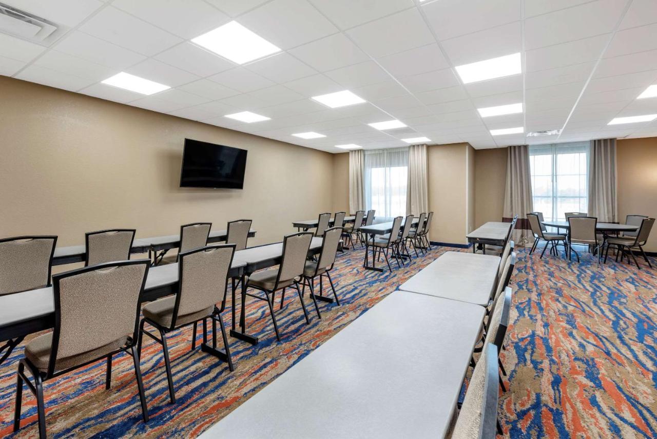 Comfort Suites Dry Ridge Buitenkant foto